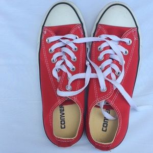Red converse all-stars size 7